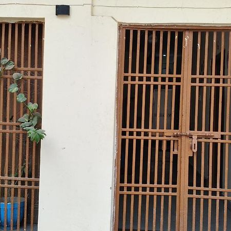 Sanat Kumar Das Yatri Niwas Ayodhya Exterior foto